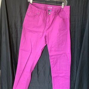 Apt. 9 Women's Fuchsia Straight Leg Jeans